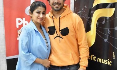 फोटोफिट म्यूजिक क्लासिक पंजाबी रोमांस गीत ‘जट्ट यमला’ मनीष गोपलानी और सबा खान अभिनीत ने मनाया एक साल का जश्न