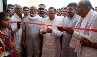 शिक्षा मंत्री डॉ. कल्ला और ऊर्जा मंत्री भाटी ने बज्जू में किया कस्तूरबा गांधी छात्रावास का उद्घाटन