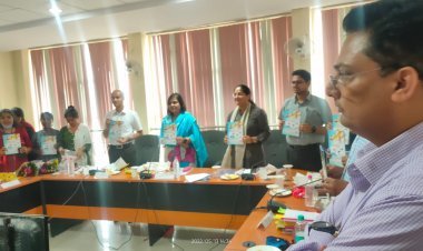 प्रभारी सचिव ने ली समीक्षा बैठक फार्म पोण्ड एवं पौधारोपण पर दिया जोर