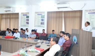 मात्र पॉली हाउस के निर्माण से ही नहीं, सही प्रबंधन से बढ़ेगी आय- डॉ कौशिक