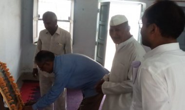 चाचा नेहरू की पुण्यतिथि पर श्रद्धांजलि सभा आयोजित