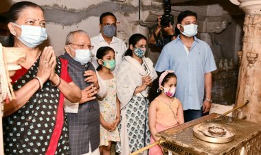 राज्यपाल ने देलवाड़ा जैन मंदिर के शिल्प-वैभव का किया अवलोकन