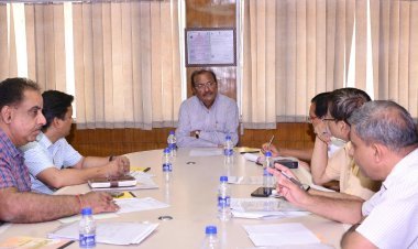 राजसिको अध्यक्ष ने ली समीक्षा बैठक, लंबित कार्यो को गति देने के दिए निर्देश