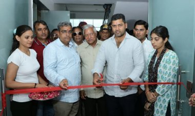 कृषि मंत्री एवं खेल राज्य मंत्री ने राज्य स्तरीय तैराकी प्रतियोगिता का उद्घाटन किया