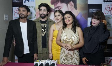 बिंदु दारा सिंह ने क़ासिम हैदर क़ासिम और श्रेया कुलकर्णी का रोमांटिक गाना 'मेरे साथ चलो' को रिलीज किया