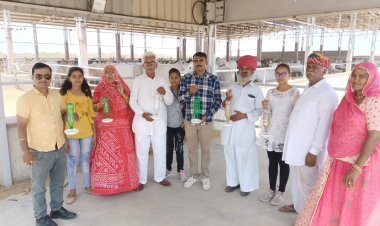 उम्मेद बाबा गौशाला में लगाए बर्ड फीडर