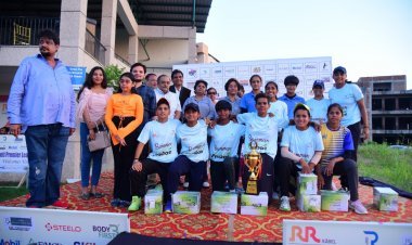 बेटी प्रीमियर लीग की विजेता बनी जेके मसाले की टीम बेटी