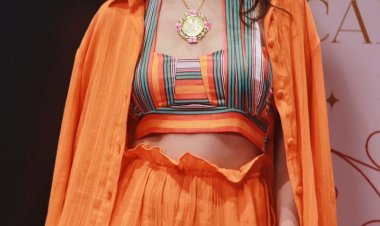 अनेरी वजानी अपने नवीनतम गाने 'शेहर में बेवफा' में अबतक के एकदम अलग अवतार में नजर आईं