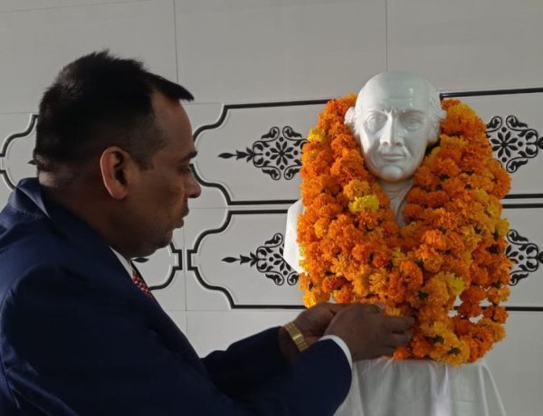 रोग को जड़ से मिटा देती है होम्योपैथी औषधियां डॉक्टर भास्कर शर्मा