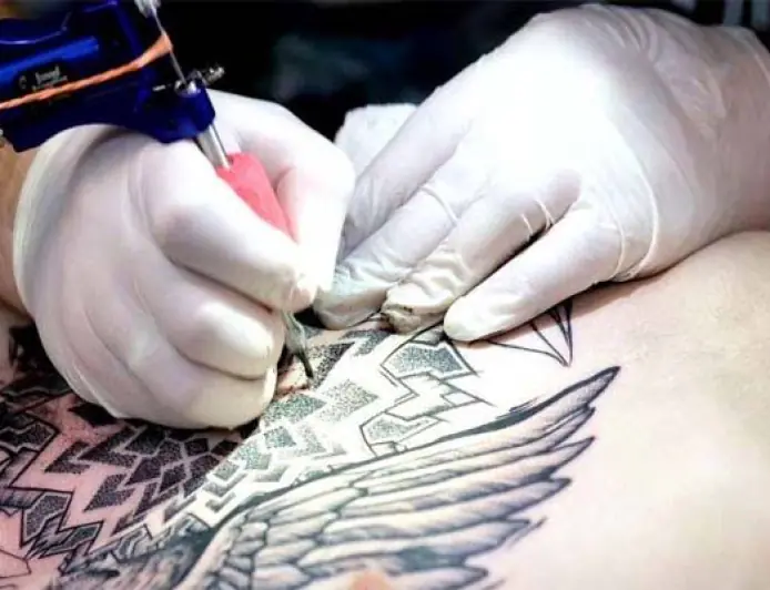 ब्यूटी टिप्स: स्थायी टैटू हटाने की सोच रहे हैं? तो पिको लेजर करना बेहतर है!