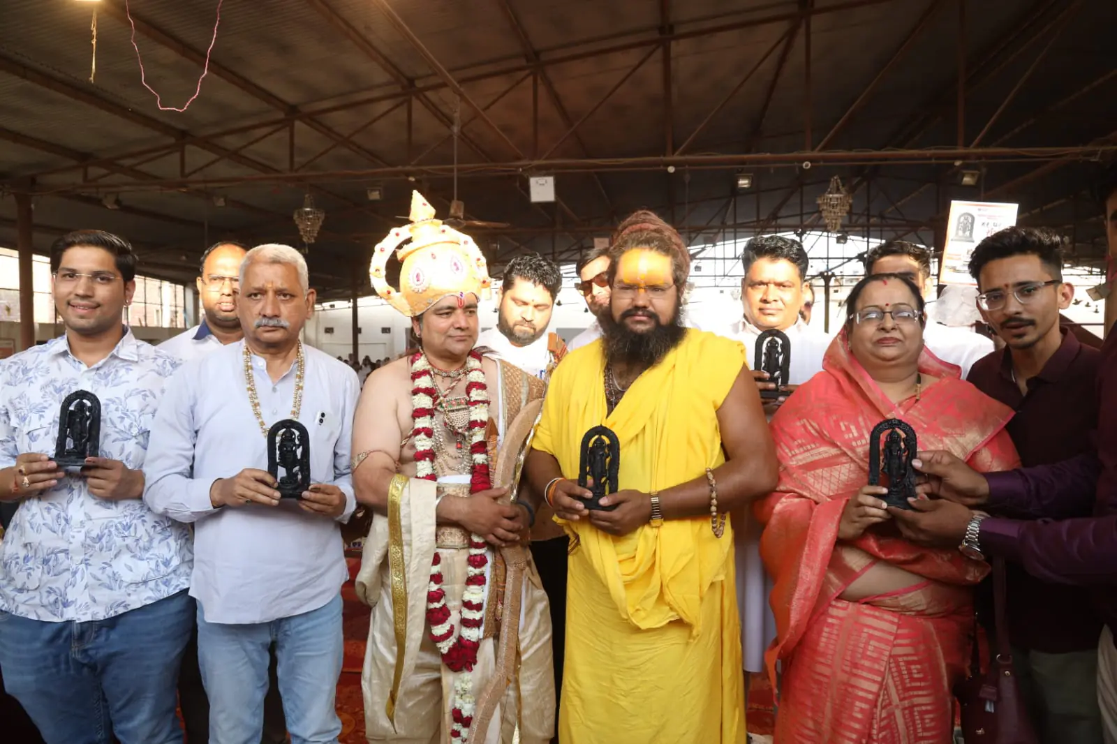 रोट्रेक्ट मरुधरा बीकानेर ने 'हर घर राम' अभियान के तहत 2100 राम लला प्रतिमाओं का वितरण किया
