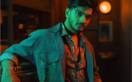 मुनव्वर फारुकी ने अपने डेब्यू वेब शो ‘फर्स्ट कॉपी’ के आधिकारिक टीज़र से फैंस को चौंकाया