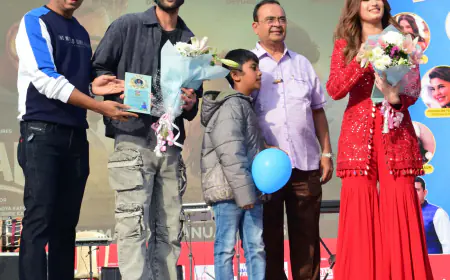 सोनू सूद-जैकलीन फर्नांडिस की मलाड मस्ती में धमाकेदार एंट्री