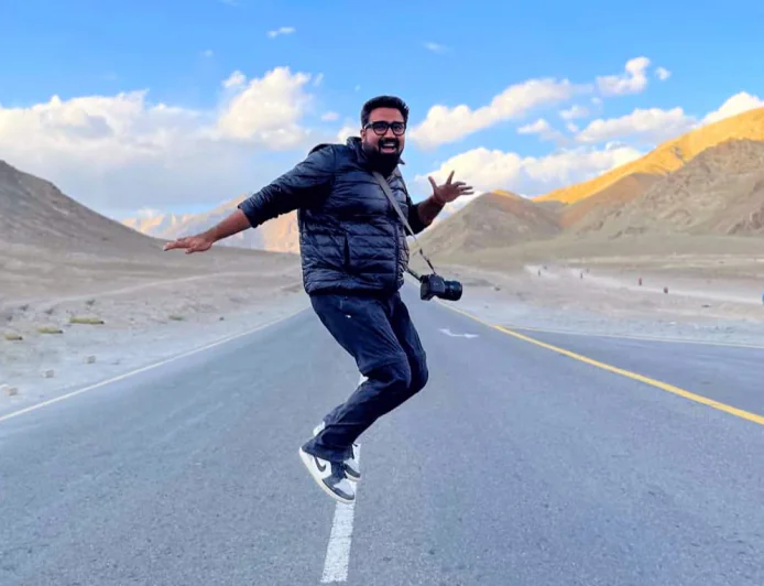 Lakshya Chawla : कभी लोग उड़ाते थे मज़ाक, आज हो रही है वाहवाही - MBA की डिग्री छोड़ कैमरे से रचा इतिहास!