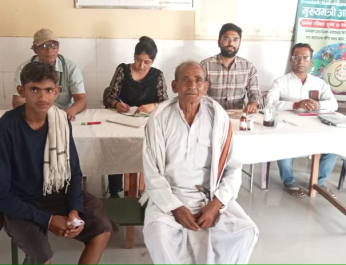 मुख्यमंत्री आरोग्य मेला में करीब दो हजार आठ सौ मरीज हुए लाभान्वित