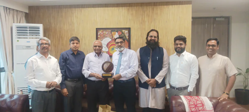 आईआईएम रायपुर और सेंटर फॉर स्टडीज ऑन होलिस्टिक डेवलपमेंट (सीएसएचडी) ने शोध और क्षेत्रीय विकास को बढ़ावा देने के लिए समझौता ज्ञापन पर हस्ताक्षर किए