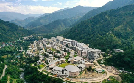 IIT मंडी ने अब तक के सबसे बड़े अंडरग्रेजुएट बैच का स्वागत किया