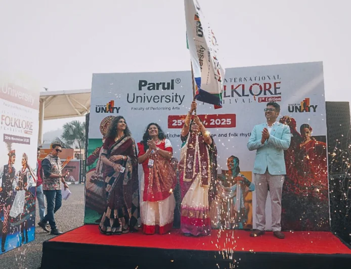पारुल यूनिवर्सिटी ने की अपने इंटरनेशनल फोकलोर फेस्टिवल के तीसरे संस्करण की सफलतापूर्वक मेज़बानी