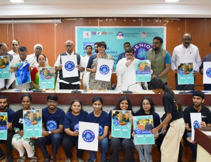 हैदराबाद ने शुरू किया 'सीनियर साथी', अकेले रहने वाले बुज़ुर्गों के लिए सामुदायिक सहयोग का नया मॉडल