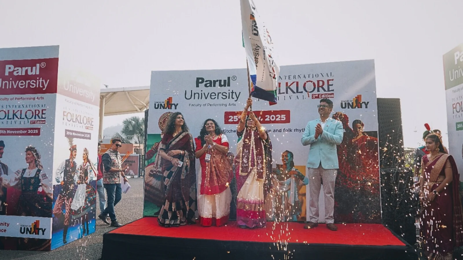 पारुल यूनिवर्सिटी ने की अपने इंटरनेशनल फोकलोर फेस्टिवल के तीसरे संस्करण की सफलतापूर्वक मेज़बानी